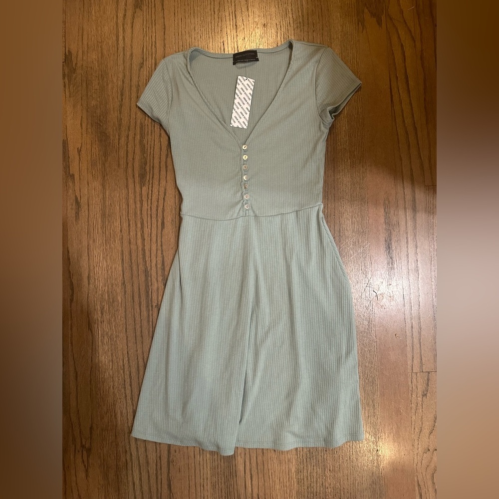 NWT Urban Outfitters Ribbed Fit and Flare Dress-Sea Foam Green-Size Small